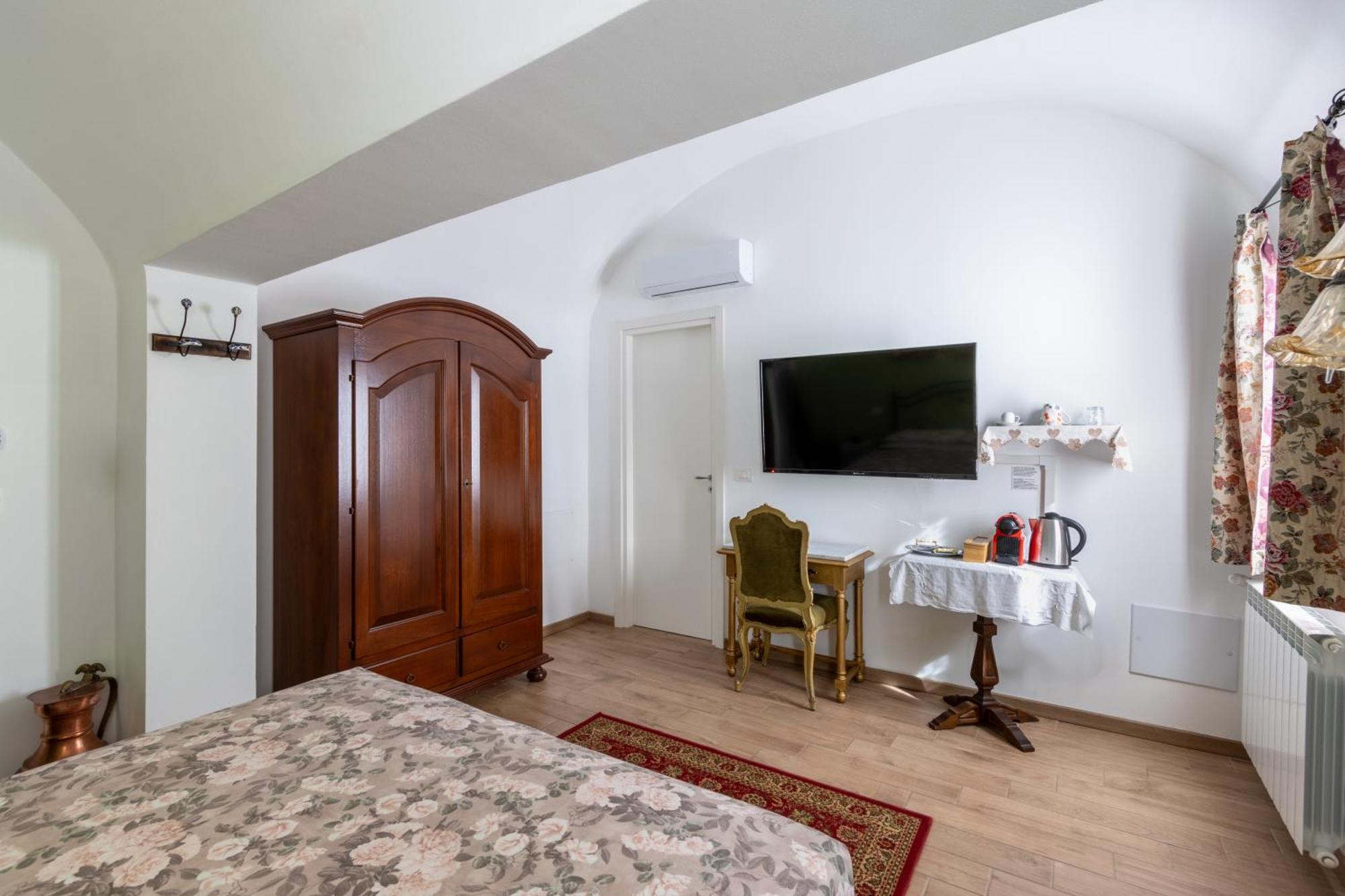 Chrizia Hotel Нови Лигуре Екстериор снимка